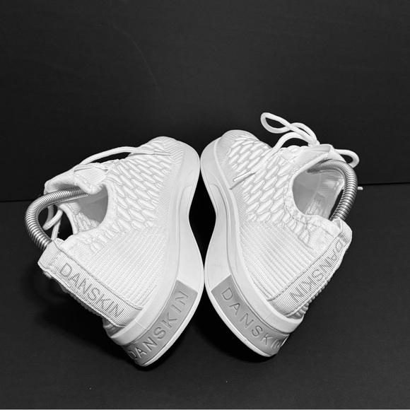 Danskin - Picture 3 of 16